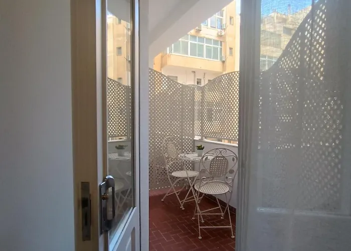 Porto Sicuro Hospitality בית הארחה קליארי